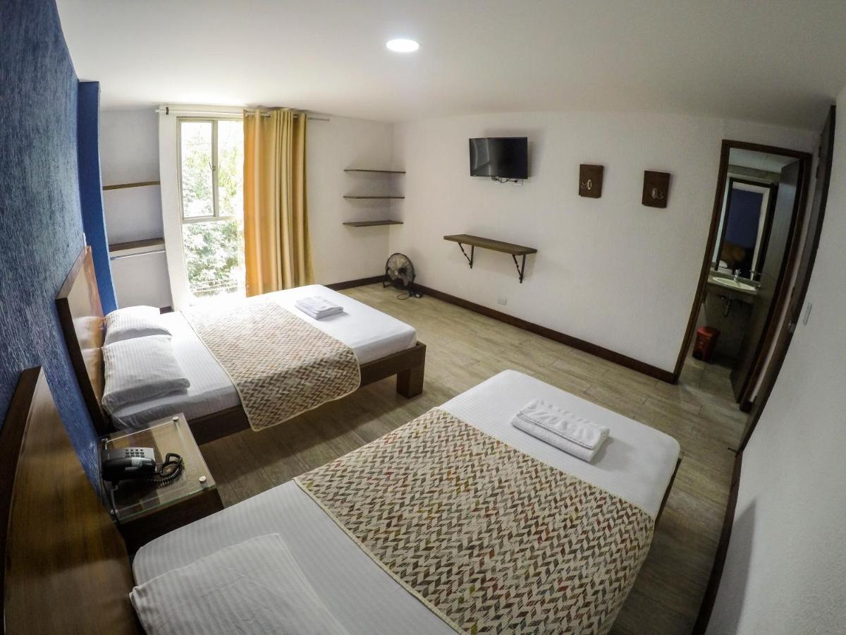 Hotel Prada Sas Бельо Экстерьер фото